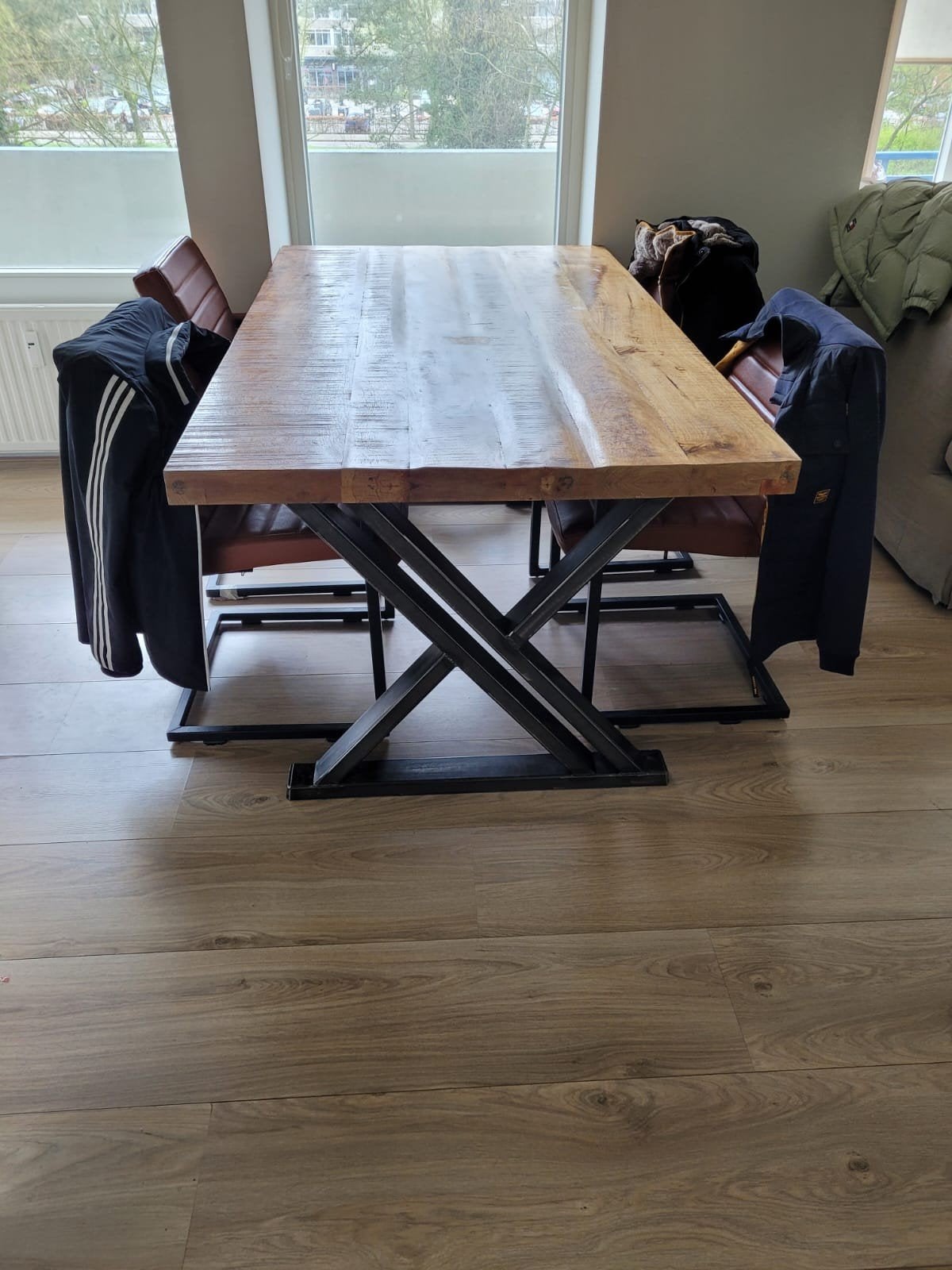 Mango Houten Eettafel met Uniek Stalen Onderstel 180x100cm, Ophalen, 50 tot 100 cm, Zo goed als nieuw, 150 tot 200 cm