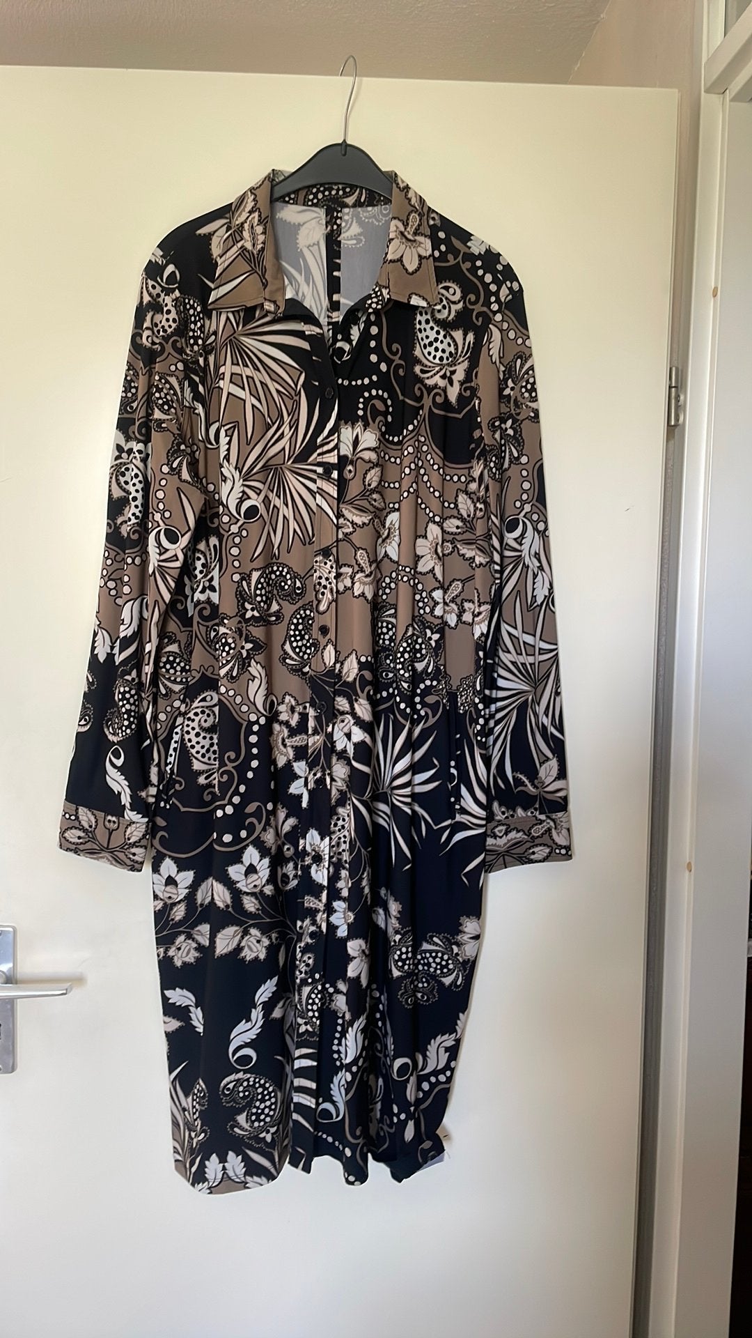 Plus basics: doorknooop jurk maat 50, Kleding | Dames, Ophalen of Verzenden, Zo goed als nieuw, Zwart, Jurk
