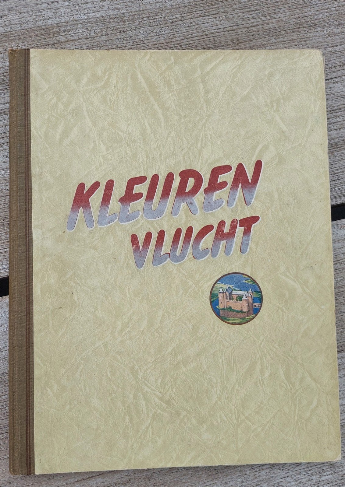 Kleurenvlucht plaatjesboek 1985 Douwe Egberts, Ophalen of Verzenden, Gelezen