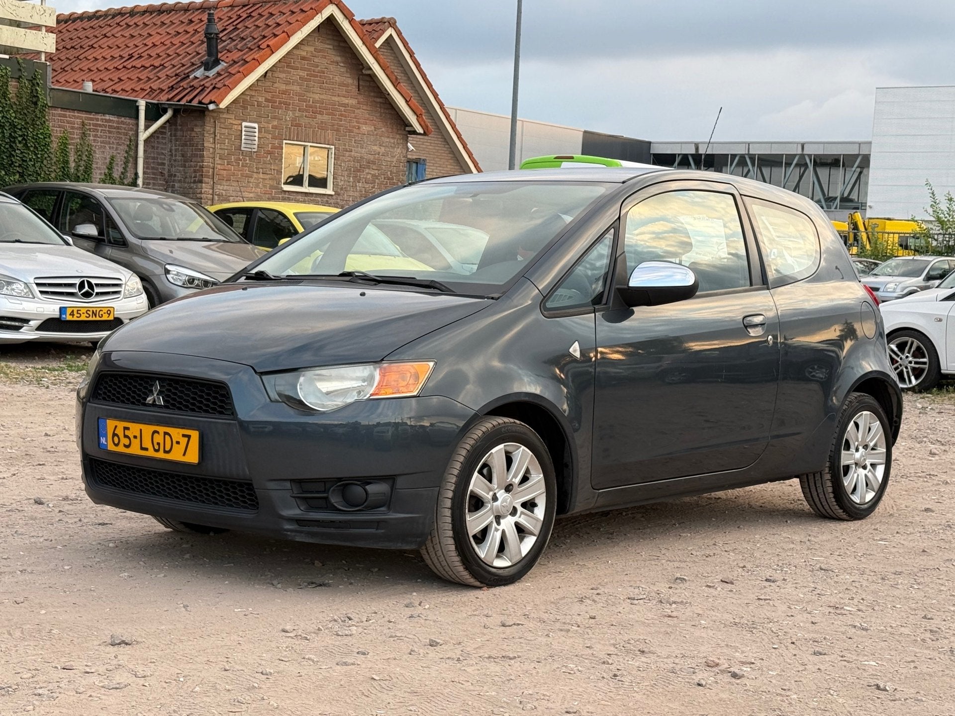 Mitsubishi Colt 1.3 Invite/ LAAG KM/ SPECIAL, Voorwielaandrijving, Gebruikt, Colt, Origineel Nederlands