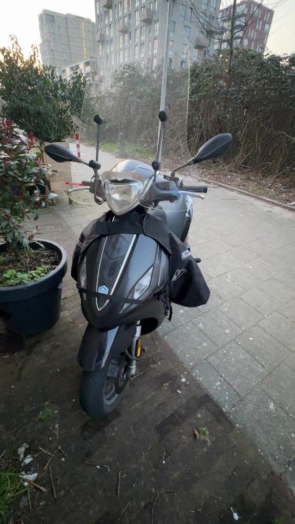 Piagio fly, Ophalen of Verzenden, Zo goed als nieuw, Benzine, Piaggio