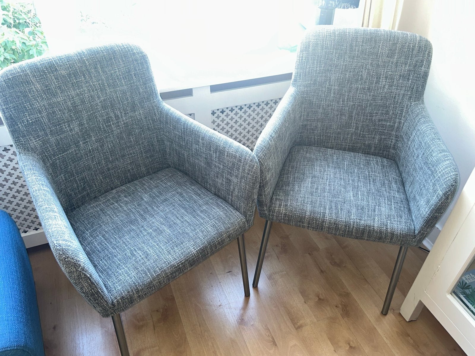 Twee comfortabele grijze stoelen, Ophalen, Gebruikt, Twee, Metaal
