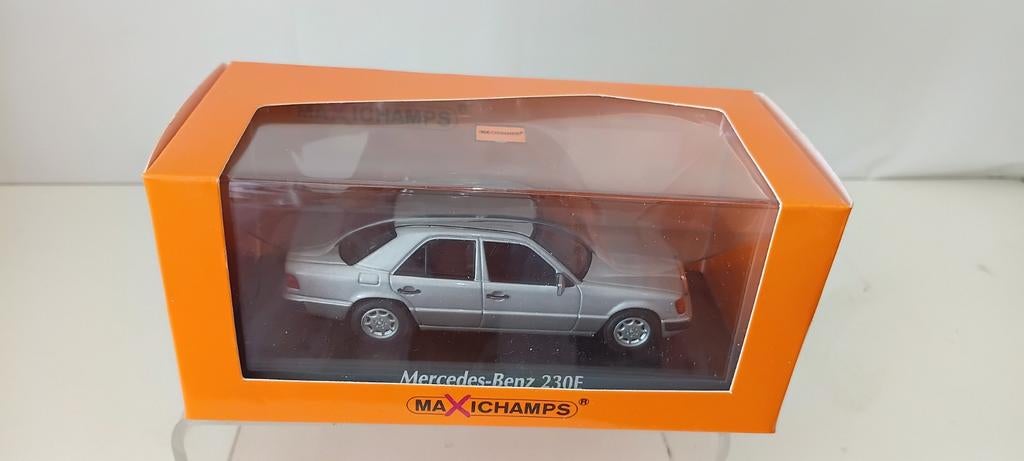 Mercedes Benz  230E. Maxichamps, Ophalen of Verzenden, Nieuw, Auto, Overige merken
