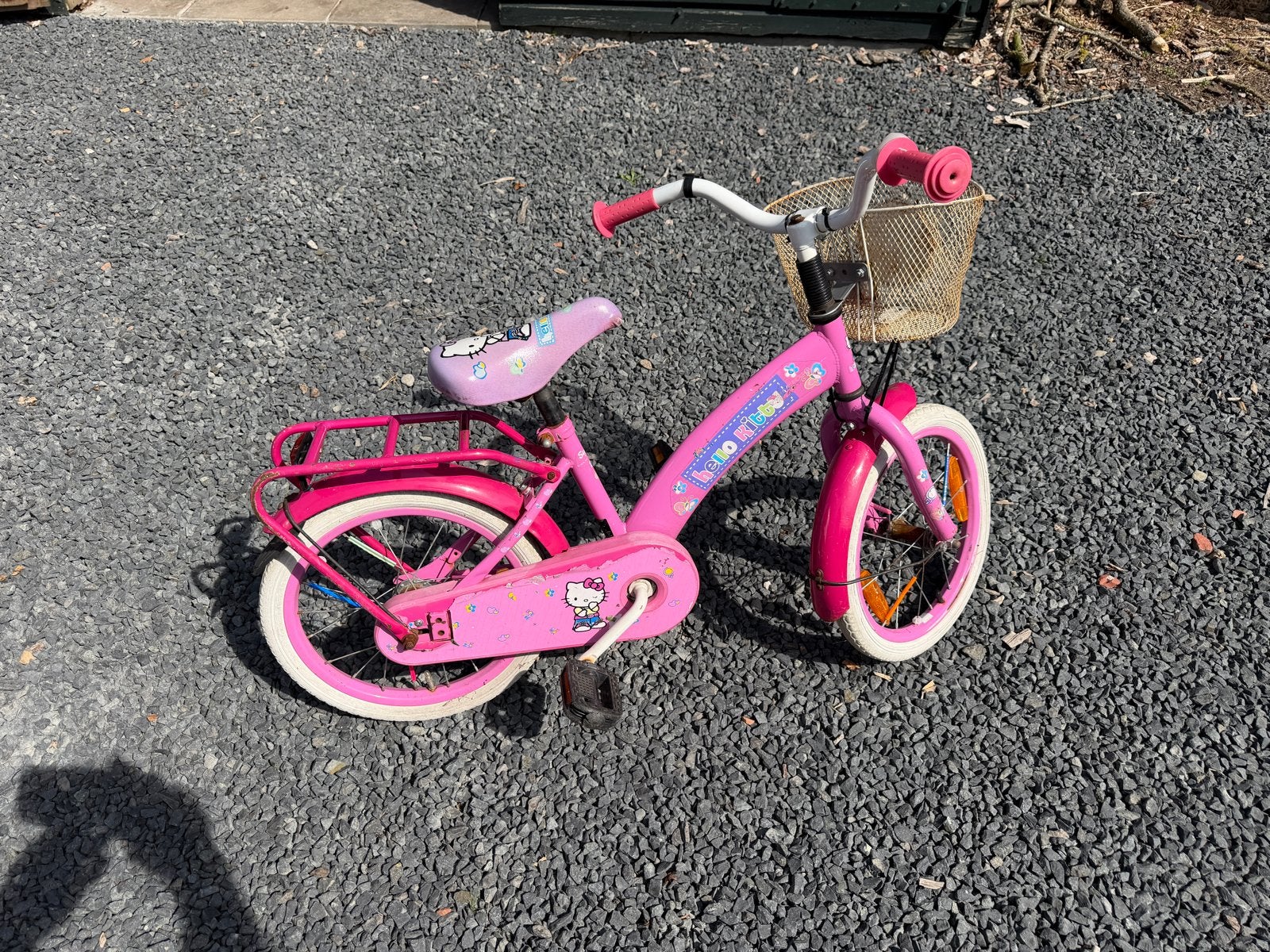 Hello Kitty meisjesfiets 16 inch, Ophalen, Gebruikt, Terugtraprem, 16 tot 20 inch