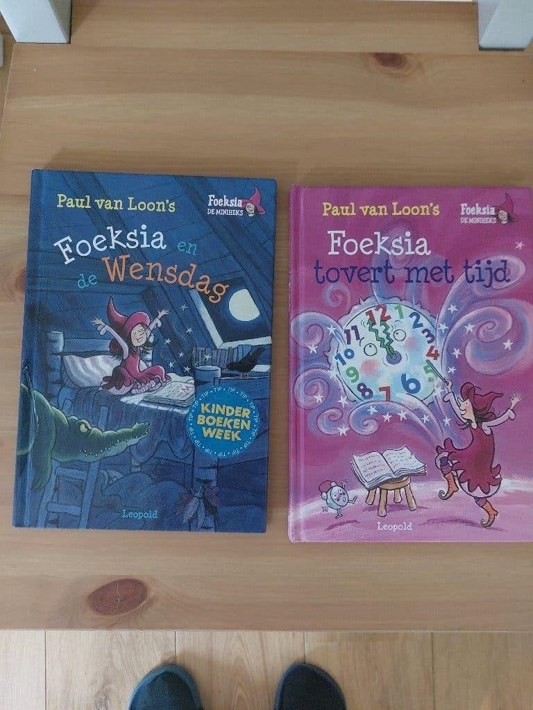 2 Foeksia boekjes, Ophalen of Verzenden, Zo goed als nieuw, Paul van Loon, Fictie algemeen