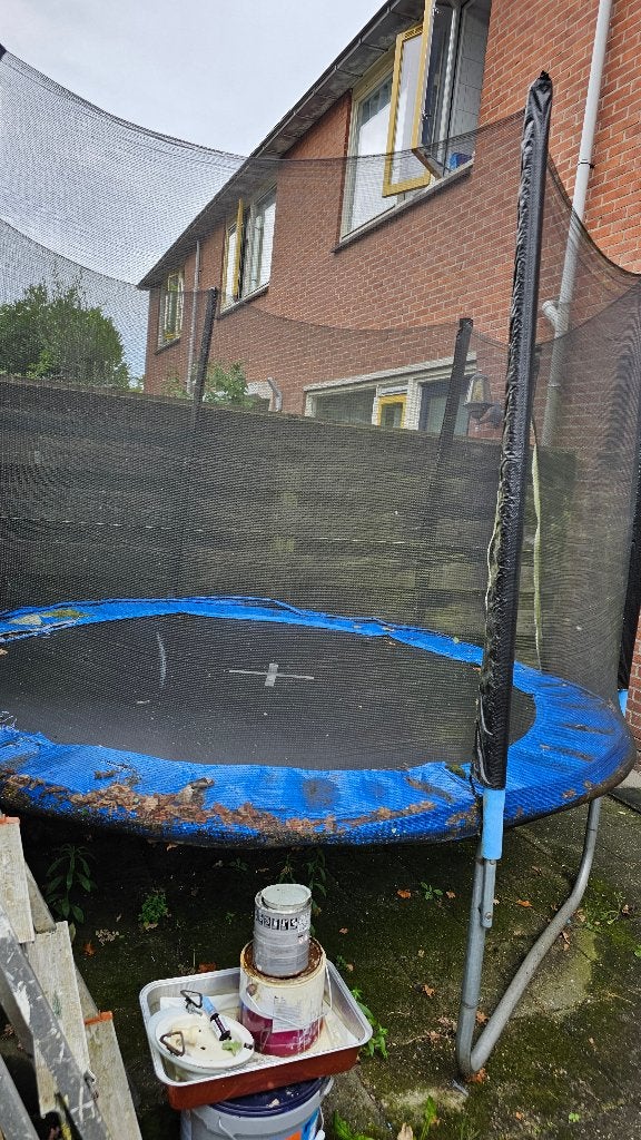 Trampoline gratis, Ophalen, Zo goed als nieuw
