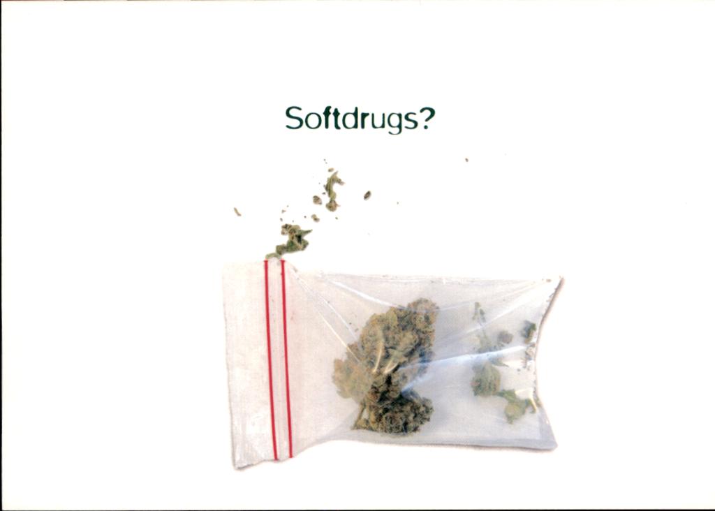 Softdrugs? cannabis in een zakje, Verzenden