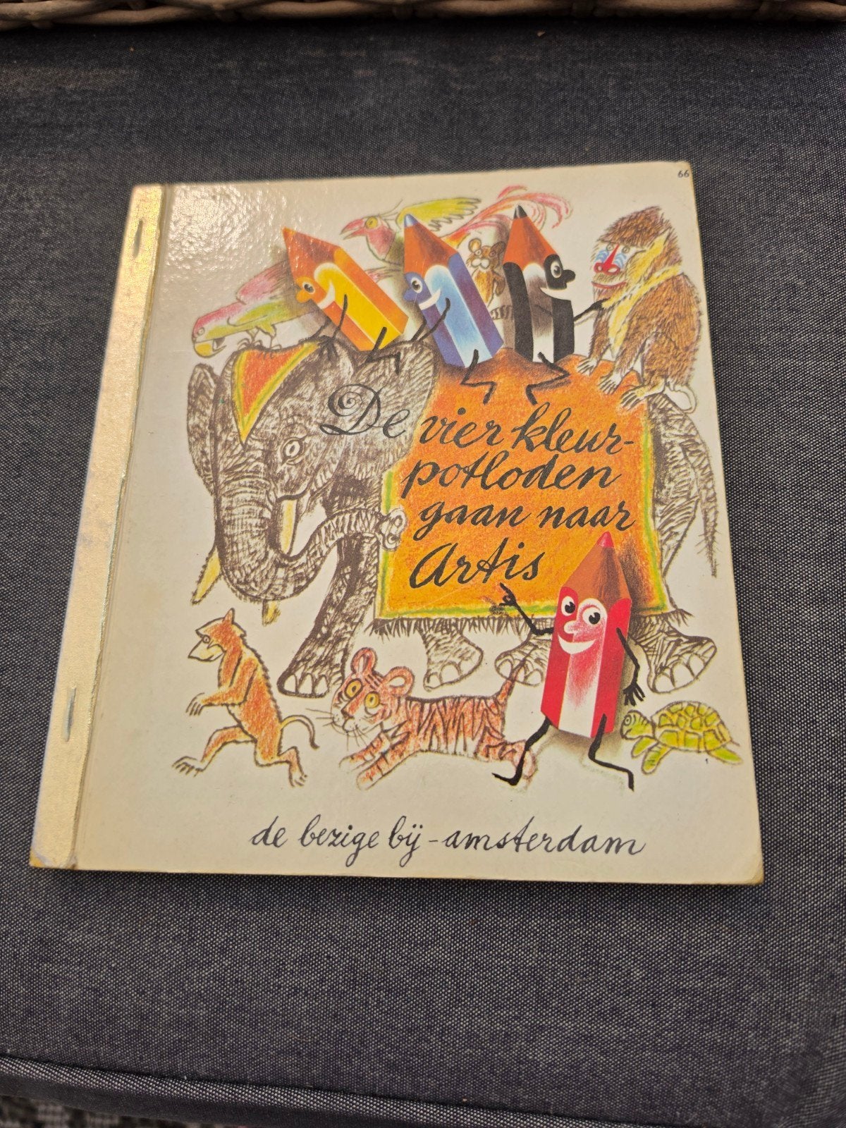 Gouden Boekje: De vier kleurpotloden gaan naar Artis, Ophalen of Verzenden, Gelezen, Onbekend (Gouden Boekjes serie), Fictie algemeen