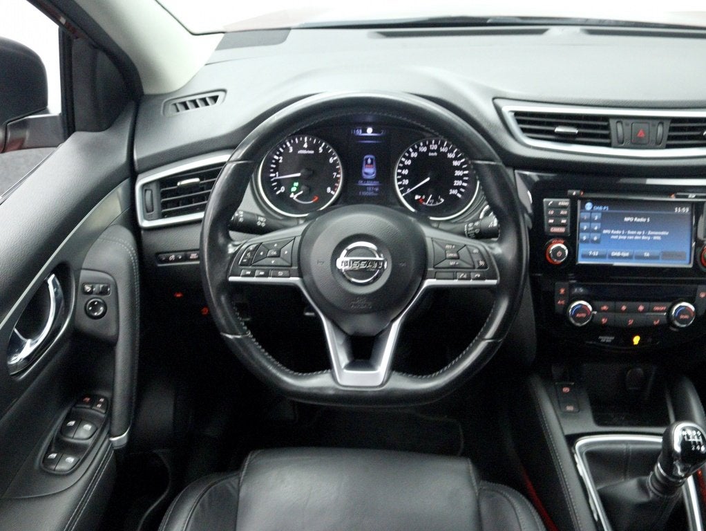 Nissan QASHQAI 1.3 DIG-T Tekna | Navigate | Stoelverwarming, Auto's, Voorwielaandrijving, 687 kg, Gebruikt, 4 cilinders