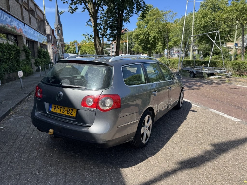 Volkswagen Passat Variant 2.0 FSI Comfortline Apk tot 29/03/, Gebruikt, 4 cilinders, Origineel Nederlands, Handgeschakeld