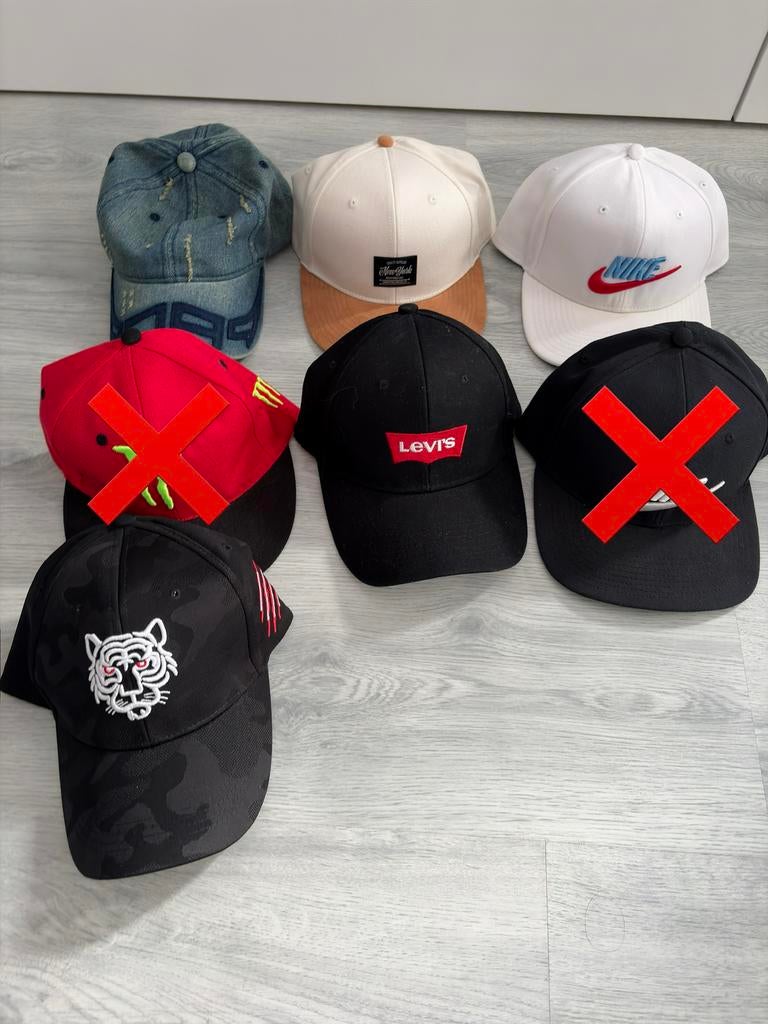 Diverse gebruikte petten in goede staat, Ophalen of Verzenden, Gedragen, One size fits all, Pet