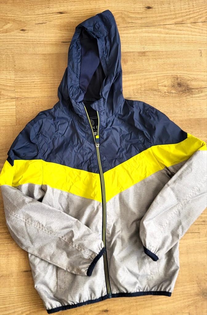 Zomerjas jongen maat 134 - Blauw, geel, grijs, Kinderen en Baby's, Kinderkleding | Maat 134, Gebruikt, Ophalen of Verzenden, Onbekend