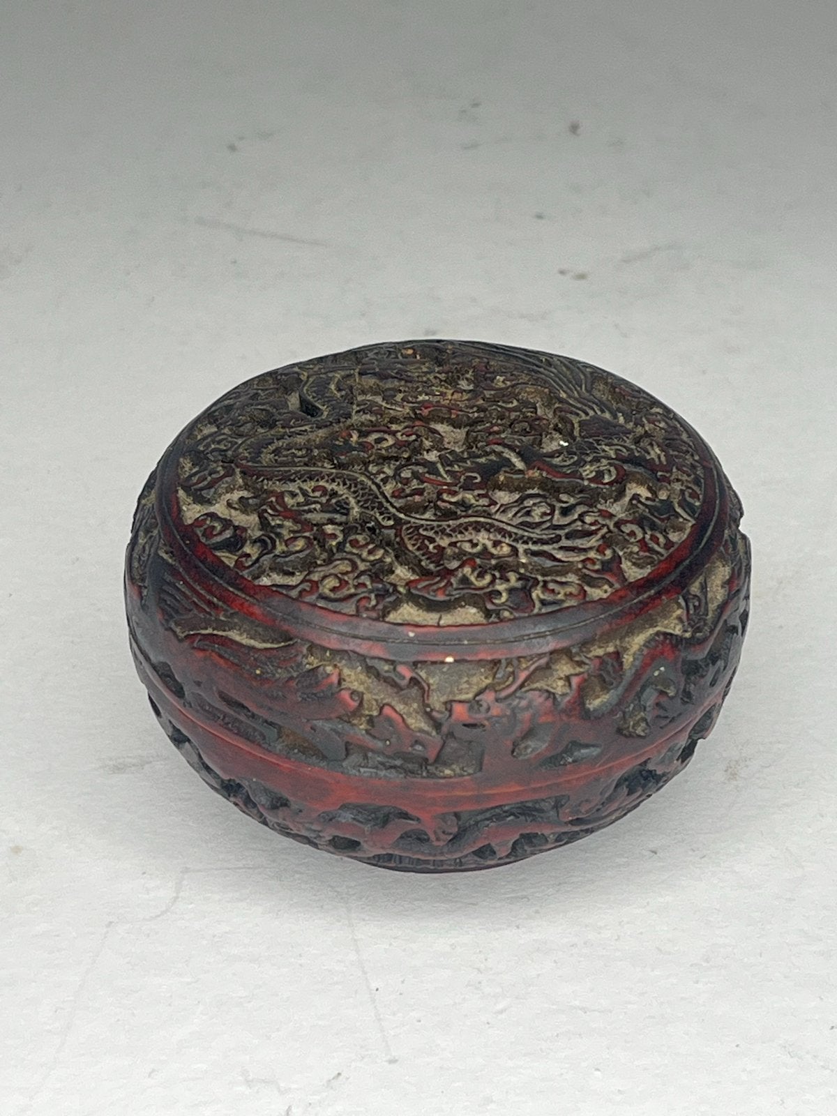 Antieke Chinese Lakdoos met Drakenmotief, Antiek en Kunst, Ophalen of Verzenden