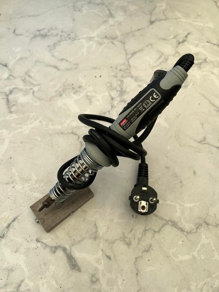 Soldeerbout 30W met standaard - Ideaal voor hobbyisten, Doe-het-zelf en Verbouw, Gereedschap | Handgereedschap, Ophalen of Verzenden