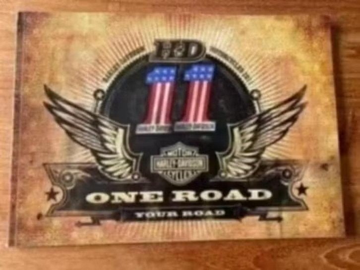Harley - Davidson : motorcycles 2011, Ophalen of Verzenden, Overige typen
