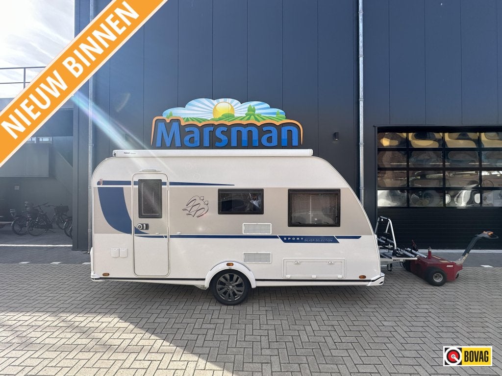 Knaus Sport 420 QD, Luifel, Treinzit, 750 - 1000 kg, 4 tot 5 meter