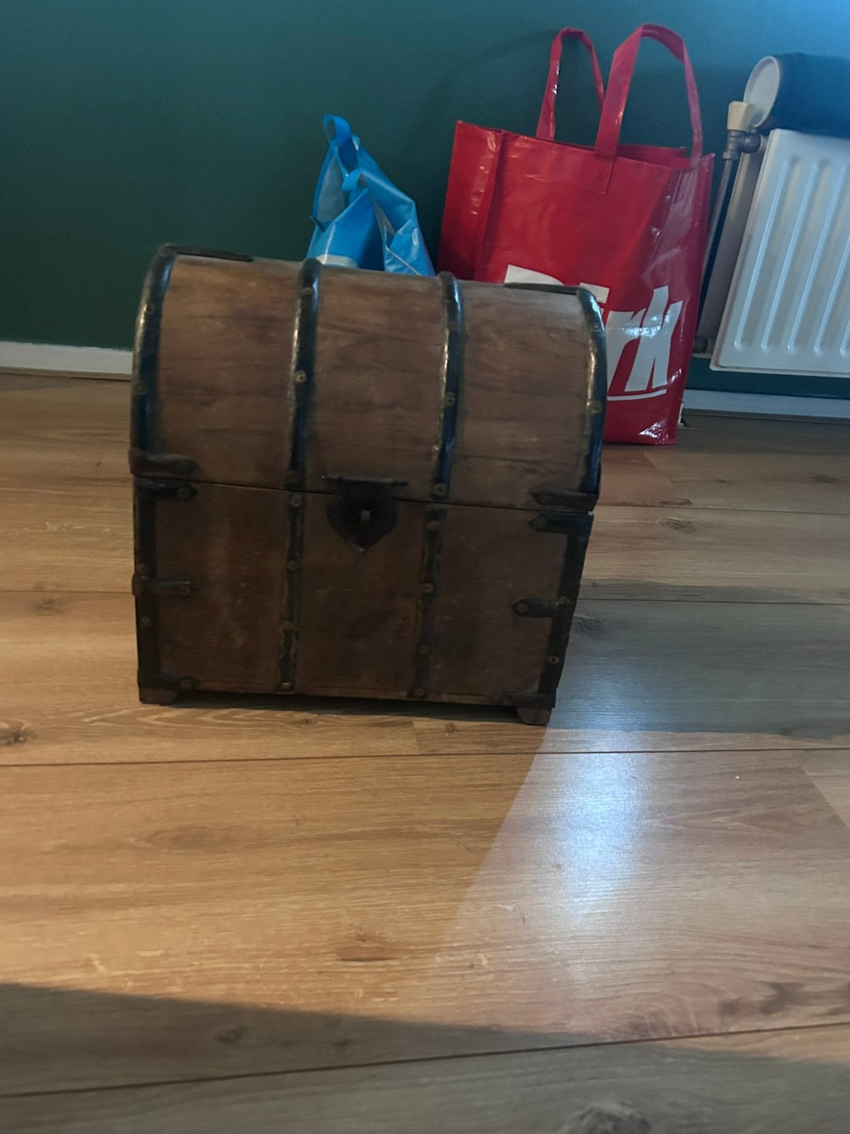 Wijn kist, Huis en Inrichting, Woonaccessoires | Kisten, Ophalen, Zo goed als nieuw, Minder dan 50 cm, Minder dan 50 cm