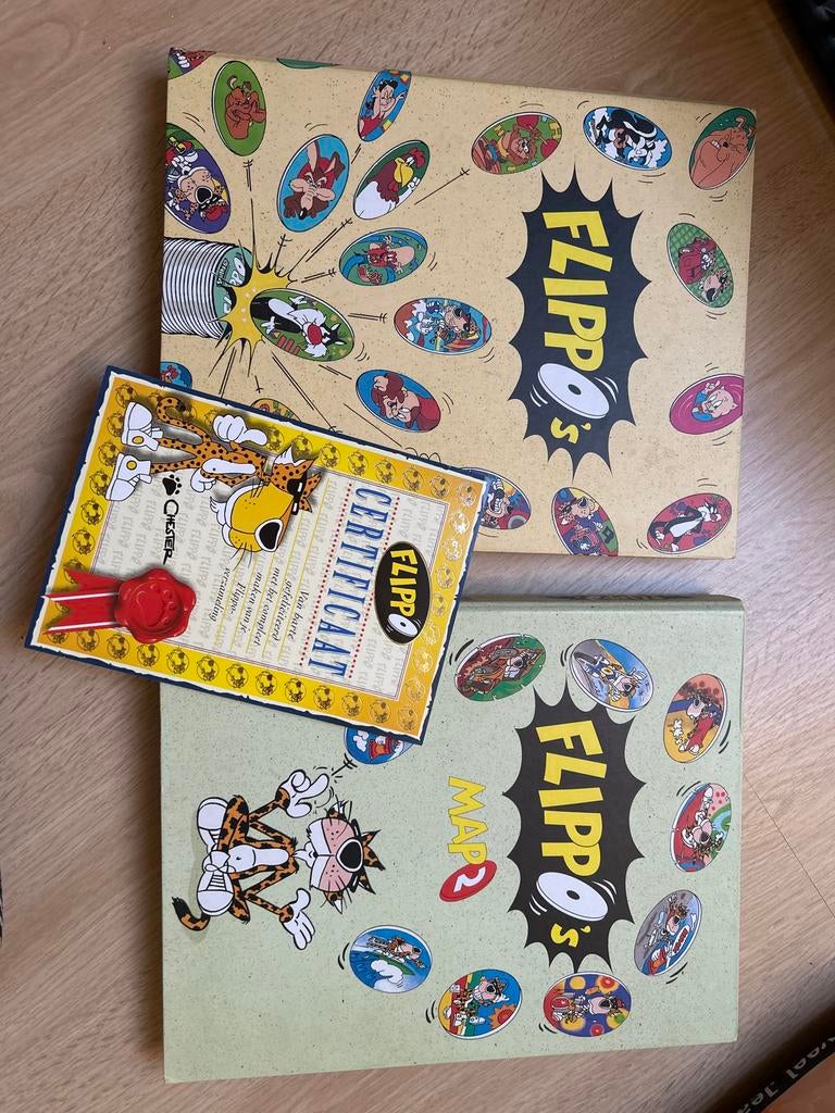Flippo's map 1 en map 2 compleet met certificaat, Verzamelen, Ophalen, Verzameling, Met verzamelmap(pen)