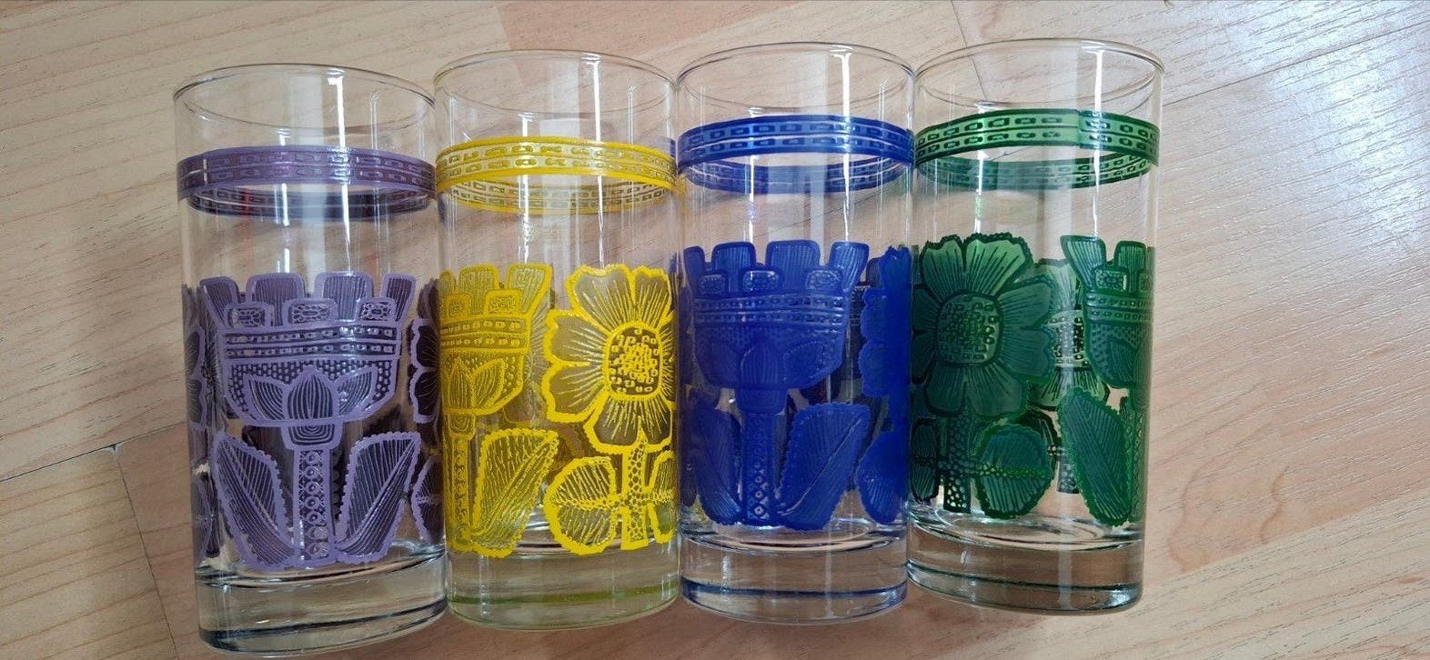 Set van 4 vintage glazen met bloemmotief, Antiek en Kunst, Ophalen of Verzenden