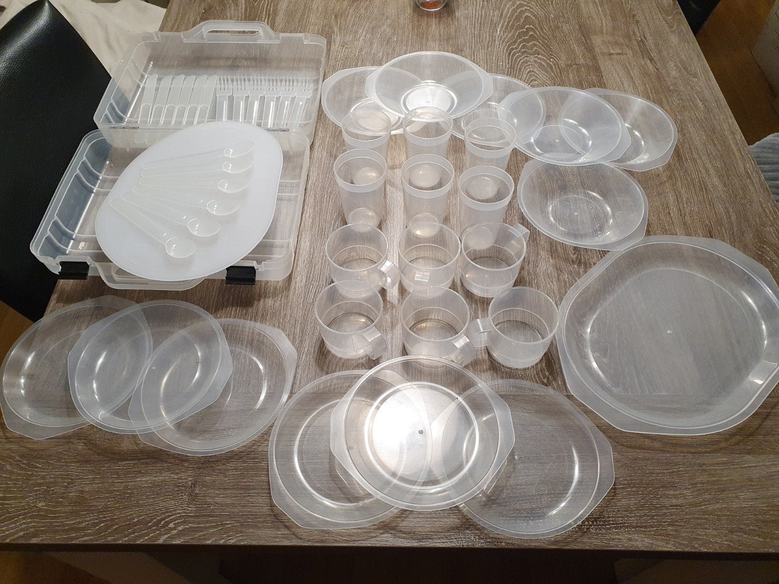 6 persoons Picknick servies in koffertje, Ophalen of Verzenden, Gebruikt