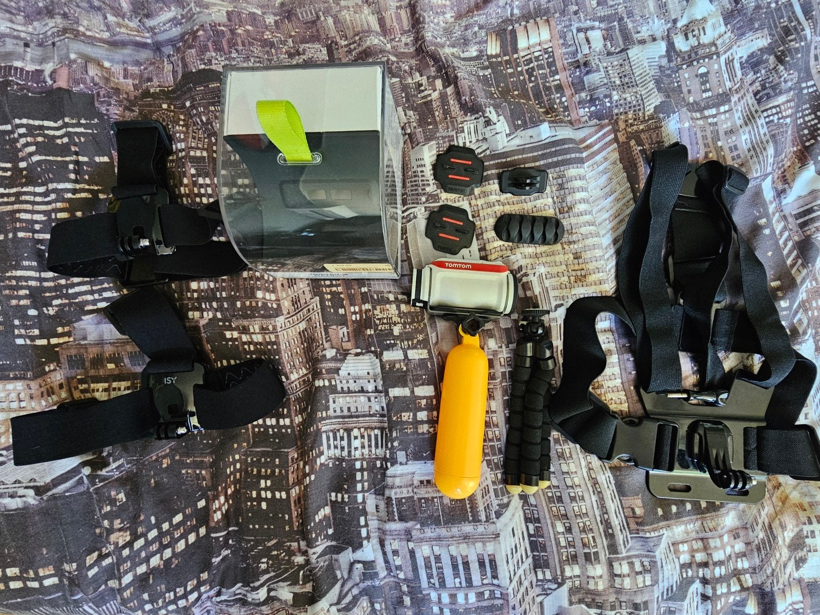 TomTom Bandit actioncamera + accessoires – complete set, Ophalen of Verzenden, Zo goed als nieuw, Overige merken