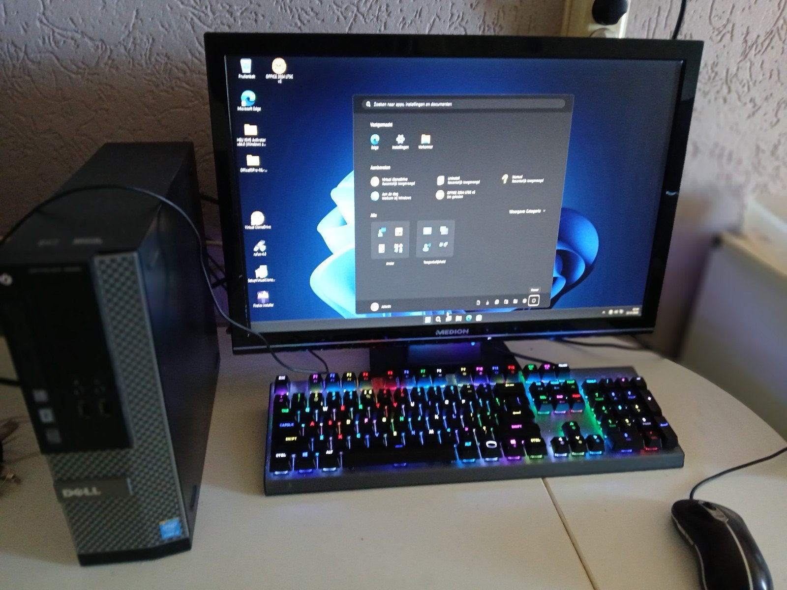 Snelle Dell met SSD + TPM +  Windows 11 + Office, Ophalen, Gebruikt