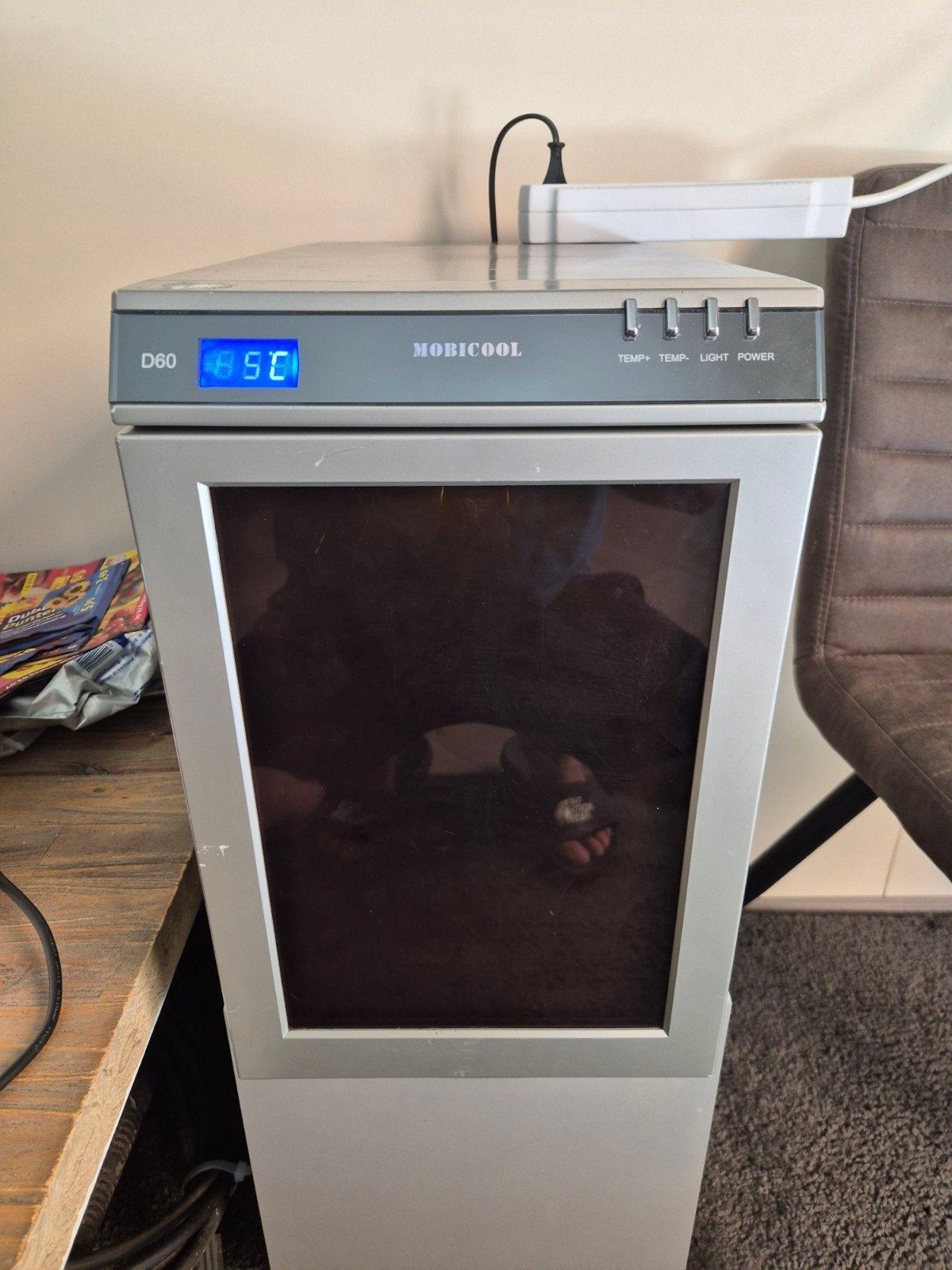 Mobicool D60 Wijnkoelkast - Compact en Stijlvol, 85 tot 120 cm, Ophalen of Verzenden, Minder dan 75 liter, 45 tot 60 cm