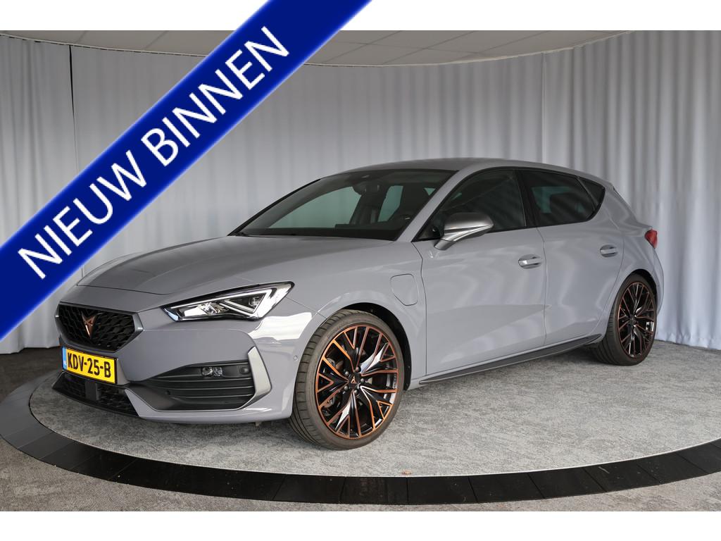 CUPRA Leon 1.4 e-Hybrid VZ 245 pk, Copper Edition, Acc, Came, Gebruikt, 4 cilinders, Met garantie (alle), Leon