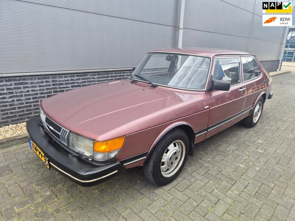 Saab 900 2.0 GL - apk 4 april 2027 - nap, Auto's, Saab, Voorwielaandrijving, Stof, Beige, 4 cilinders