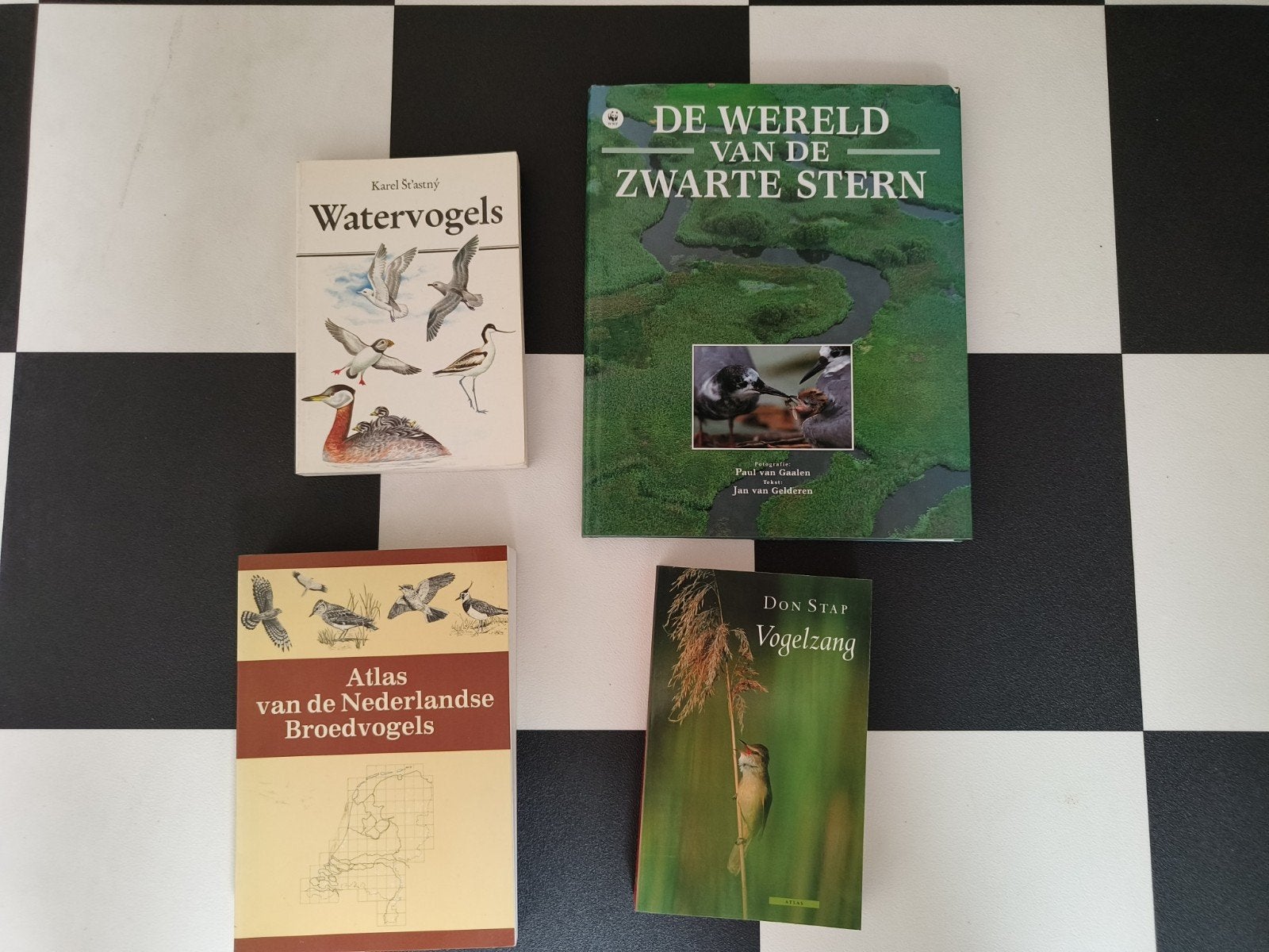 4 vogelboeken, Ophalen of Verzenden, Gelezen, Vogels