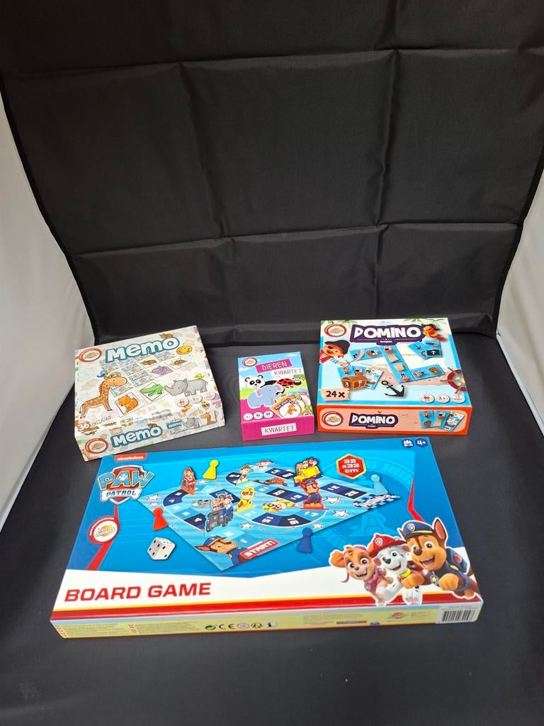 Leuke spelletjes set: Memo, Domino, Dieren Kwartet & Paw Pat, Een of twee spelers, Ophalen of Verzenden, Gebruikt, Reisspel