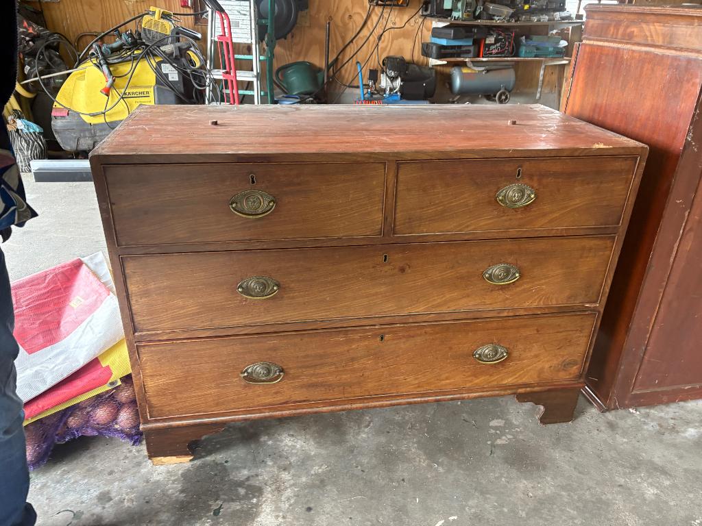 Cabinet kast, Ophalen