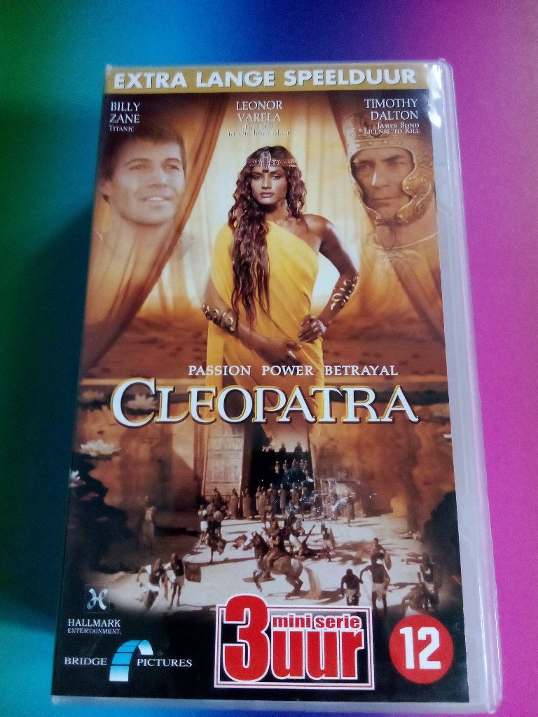 VHS - Cleopatra Double VHS - Koopvideo NIEUW, Engels, Verzenden, Boxset, Actie en Avontuur