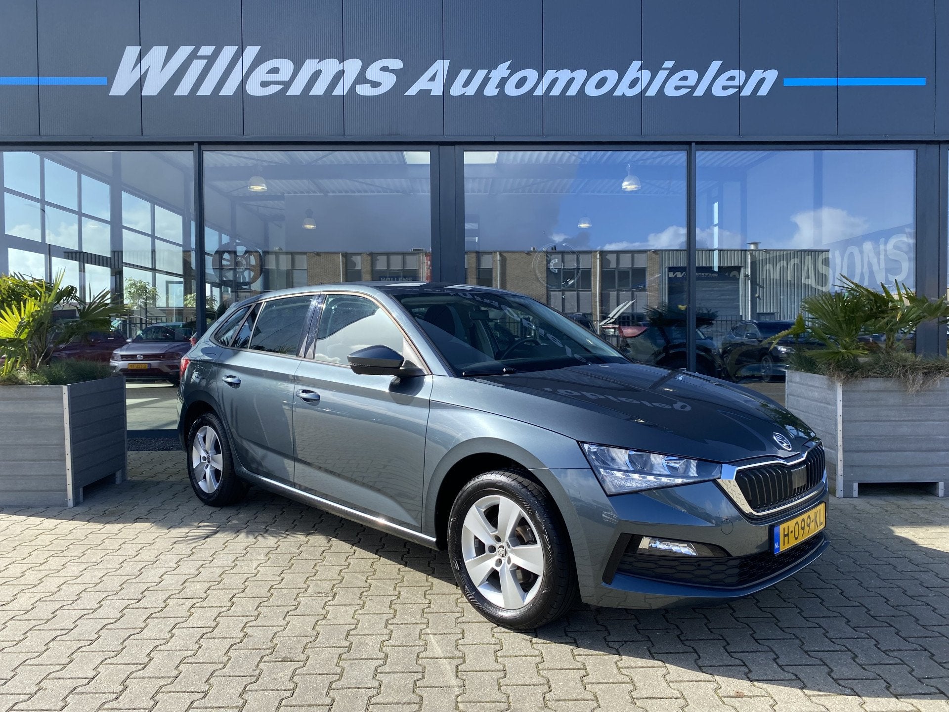 Skoda Scala 1.0 TSI Ambition App-Connect, Cruise Control & C, Auto's, Voorwielaandrijving, Gebruikt, Met garantie (alle), 116 pk