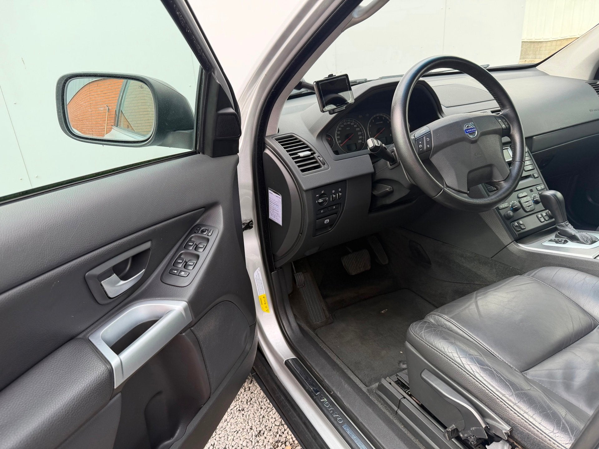 Volvo XC90 2.5 T Ocean Race | 2005 | Automaat | 7 persoons |, Auto's, Dealer onderhouden, Gebruikt, 7 stoelen, 2521 cc