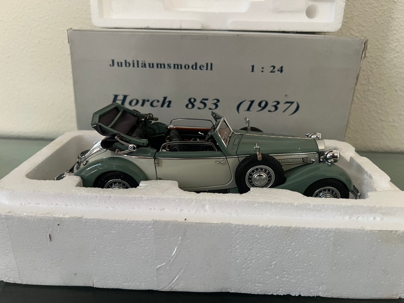 CMC jubileum model Horch 853 uit 1937 groen, Ophalen of Verzenden, Zo goed als nieuw, Auto, Overige merken