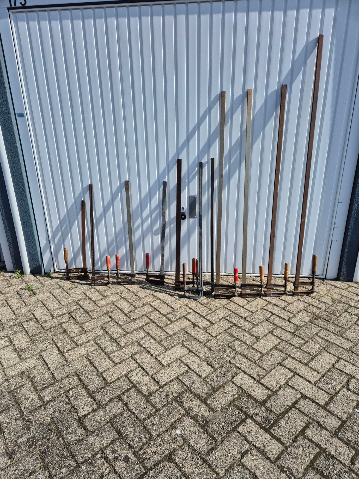 11 timmermans lijmtangen, Ophalen