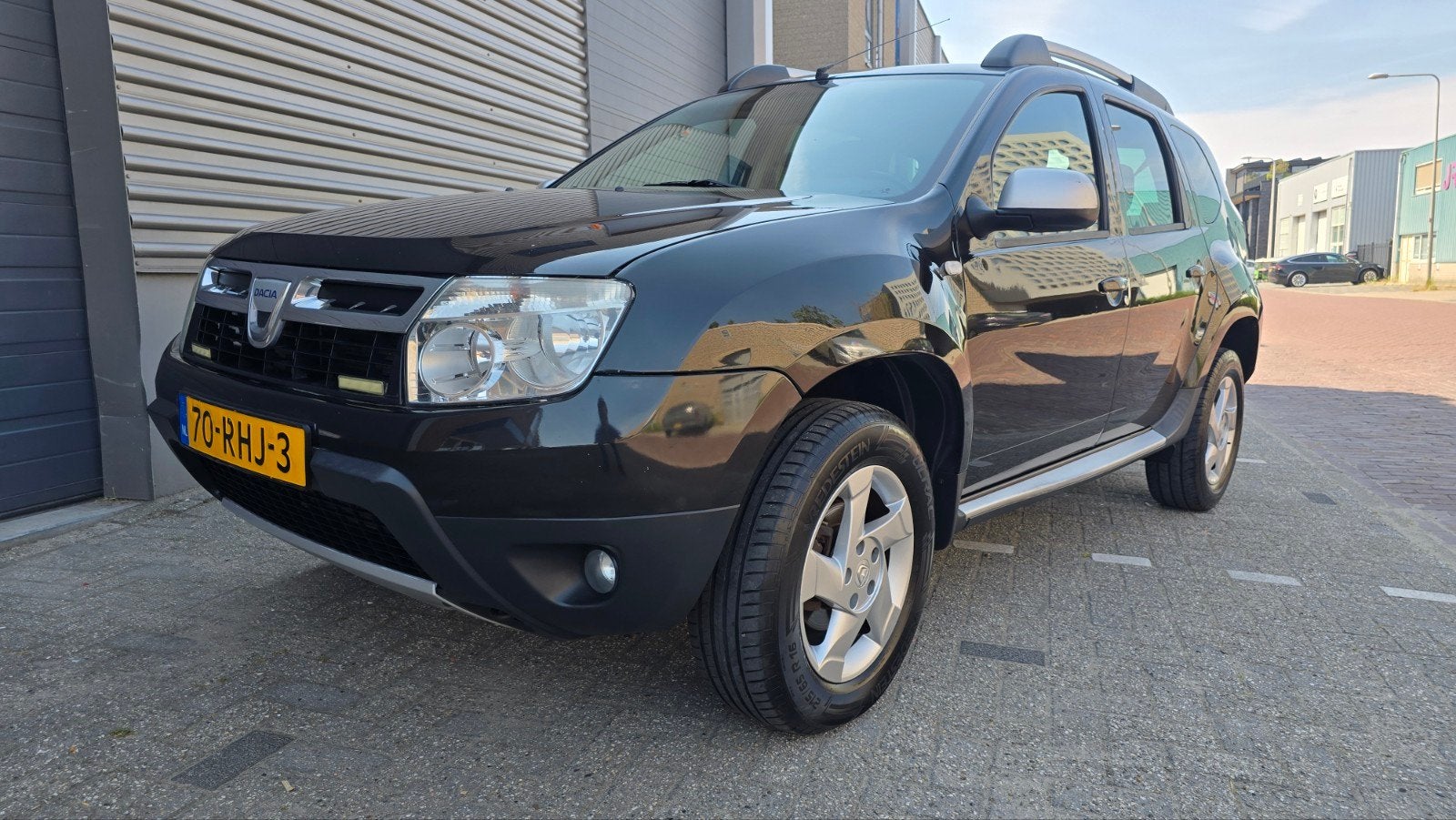 Dacia Duster 1.6 16V Lauréate 2011 Zwart, nw apk, Voorwielaandrijving, Stof, Zwart, 4 cilinders