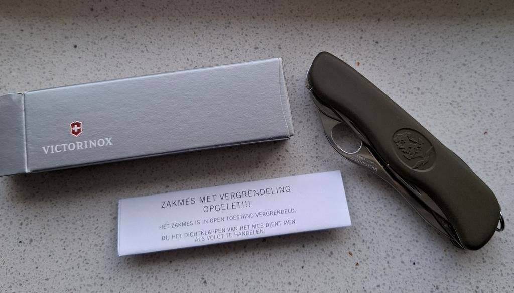 Victorinox KL KLU KM DAK mes zakmes, Ophalen of Verzenden, Nieuw