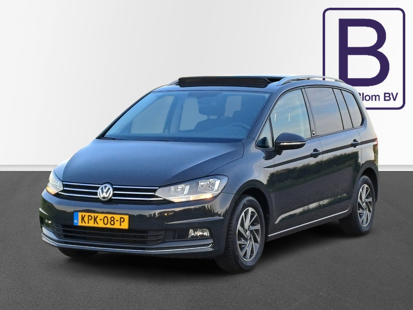 Volkswagen Touran 1.2 TSI 7p / Sound Edition / Zeer complete, Gebruikt, 4 cilinders, 7 stoelen, 1364 kg