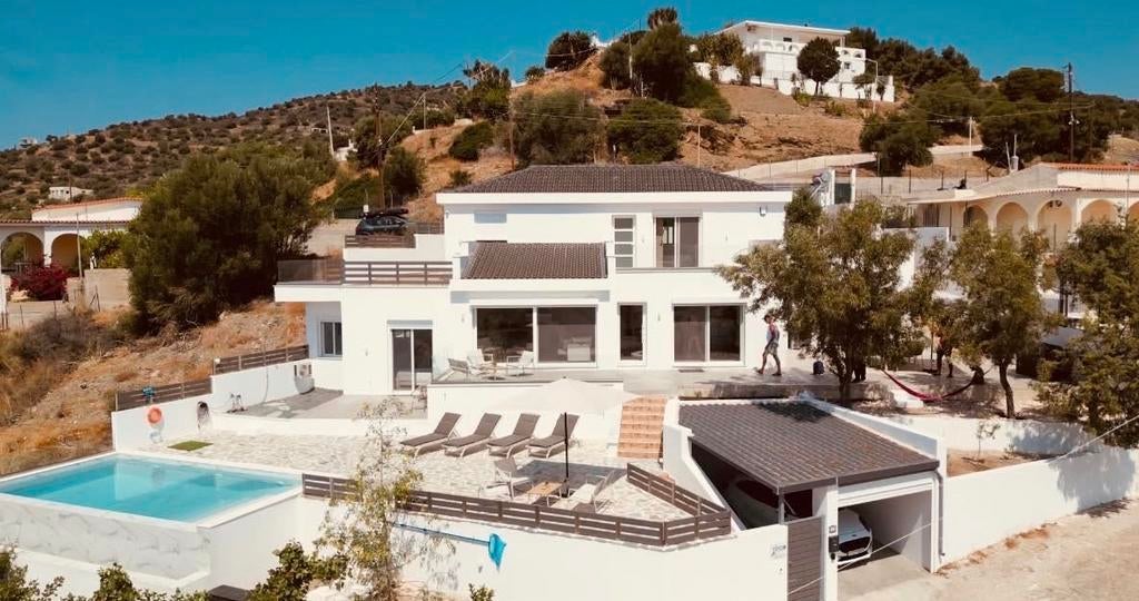 Villa Griekenland salamina (nieuwgebouwd 2025), Vakantie, Vakantiehuizen | Griekenland, Landhuis of Villa, Overige, Aan zee, 3 slaapkamers