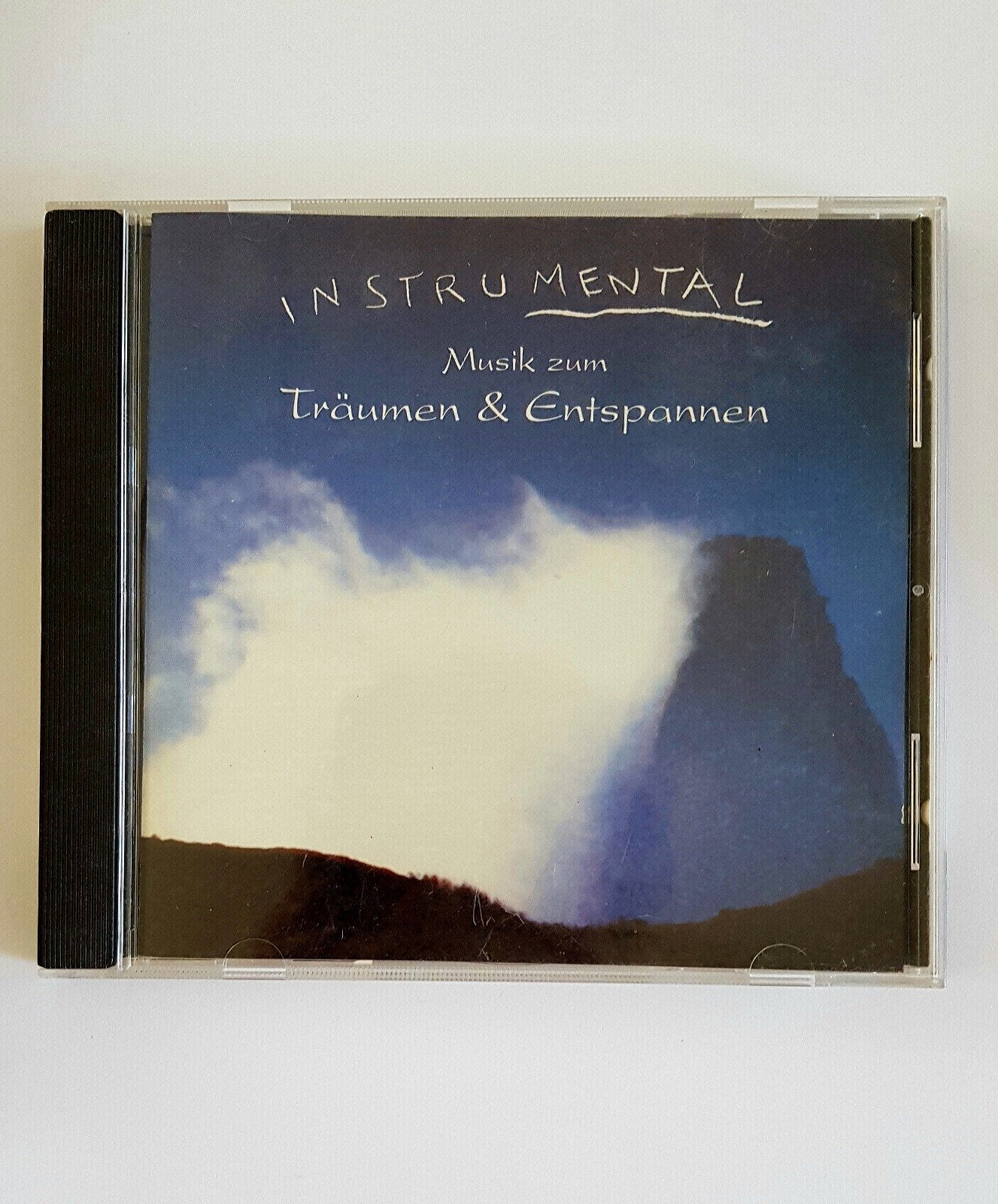 Instrumental - zum Träumen & Entspannen - CD, Cd's en Dvd's, Cd's | Meditatie en Spiritualiteit, Ophalen of Verzenden, Zo goed als nieuw