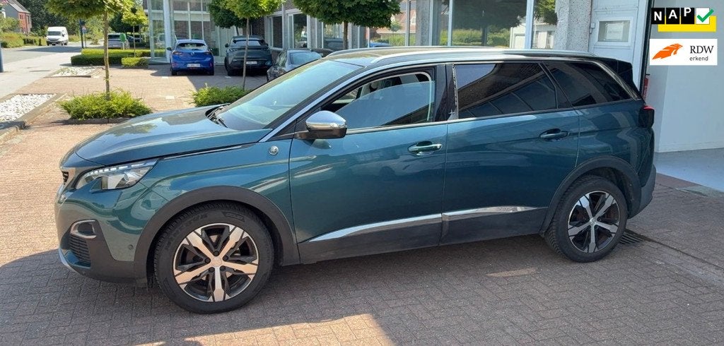 Peugeot 5008 1.2 PureTech Crossway 7Pers Panodak Xenon Led P, Voorwielaandrijving, Gebruikt, 1199 cc, 1290 kg
