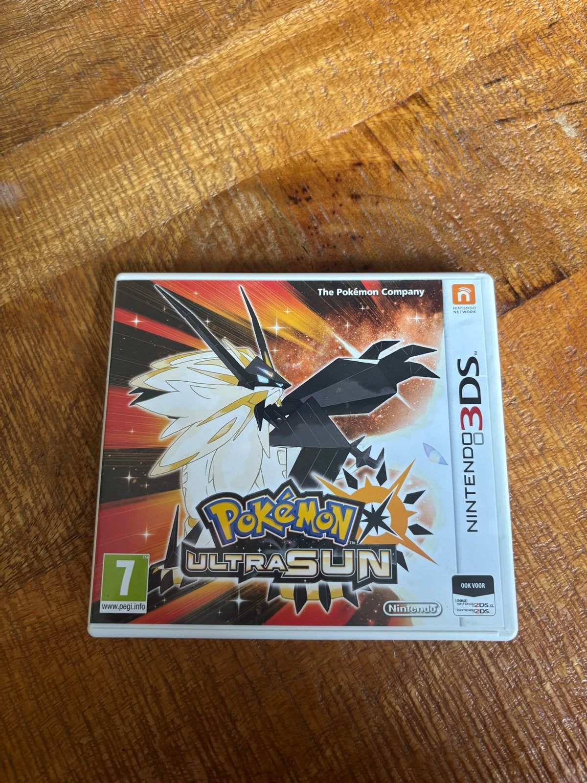Pokémon Ultra Sun - Nintendo 3DS Compleet in Doos!, Spelcomputers en Games, Online, 1 speler, Ophalen of Verzenden, Zo goed als nieuw