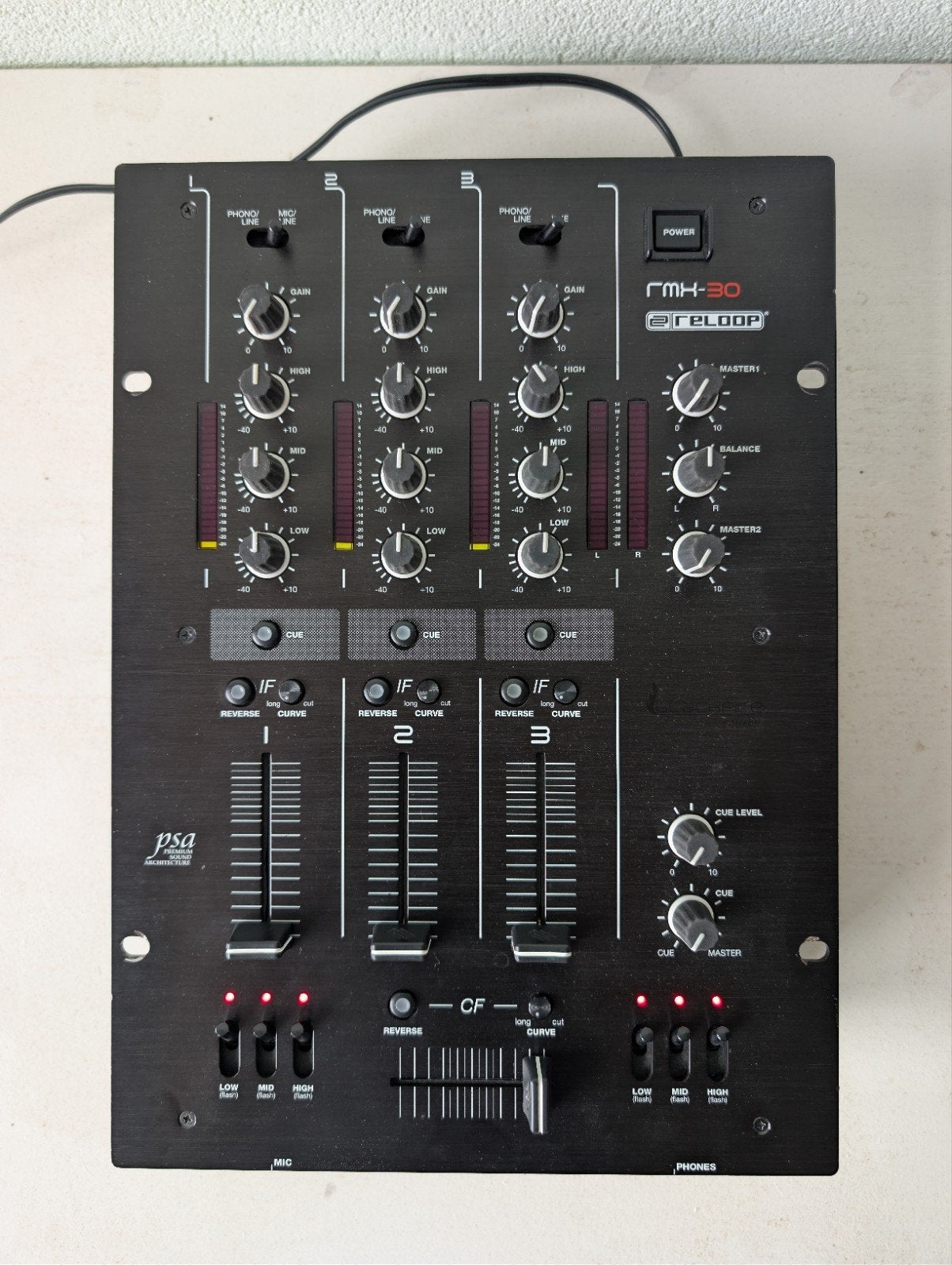 Reloop RMX-30 DJ Mixer - 3-kanaals mengpaneel, Muziek en Instrumenten, Mengpanelen, Ophalen of Verzenden, Zo goed als nieuw, Minder dan 5 kanalen