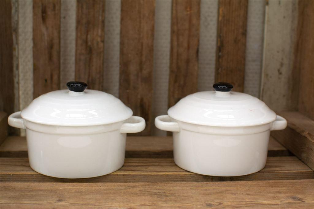 2 stuks Mini stoofpannetjes/ovenschaaltjes 39516, Huis en Inrichting, Ophalen of Verzenden, Gebruikt, Gietijzer