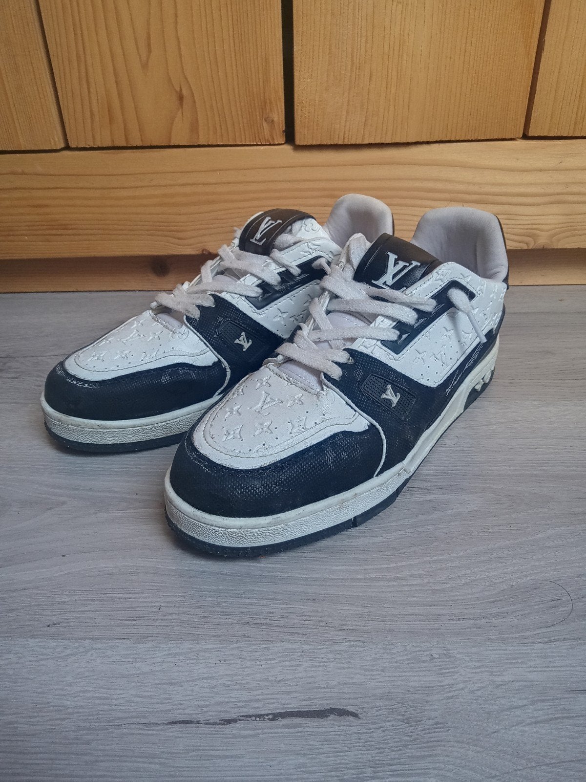 Louis Vuitton Sneakers Maat 42 - Zwart/Wit, Zwart, Ophalen of Verzenden, Sneakers of Gympen, Louis Vuitton