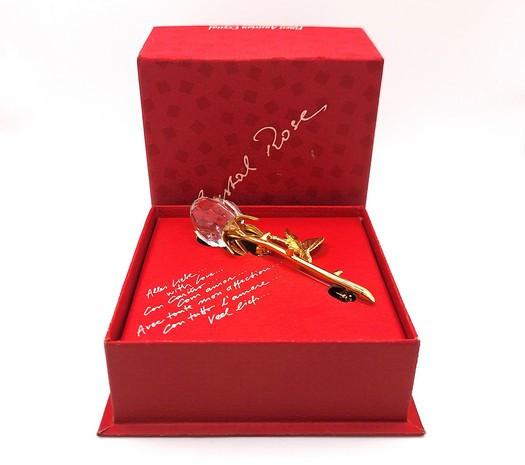 Swarovski broche van een roos 9446/930/001, Verzenden, Zo goed als nieuw, Overige kleuren, Overige materialen