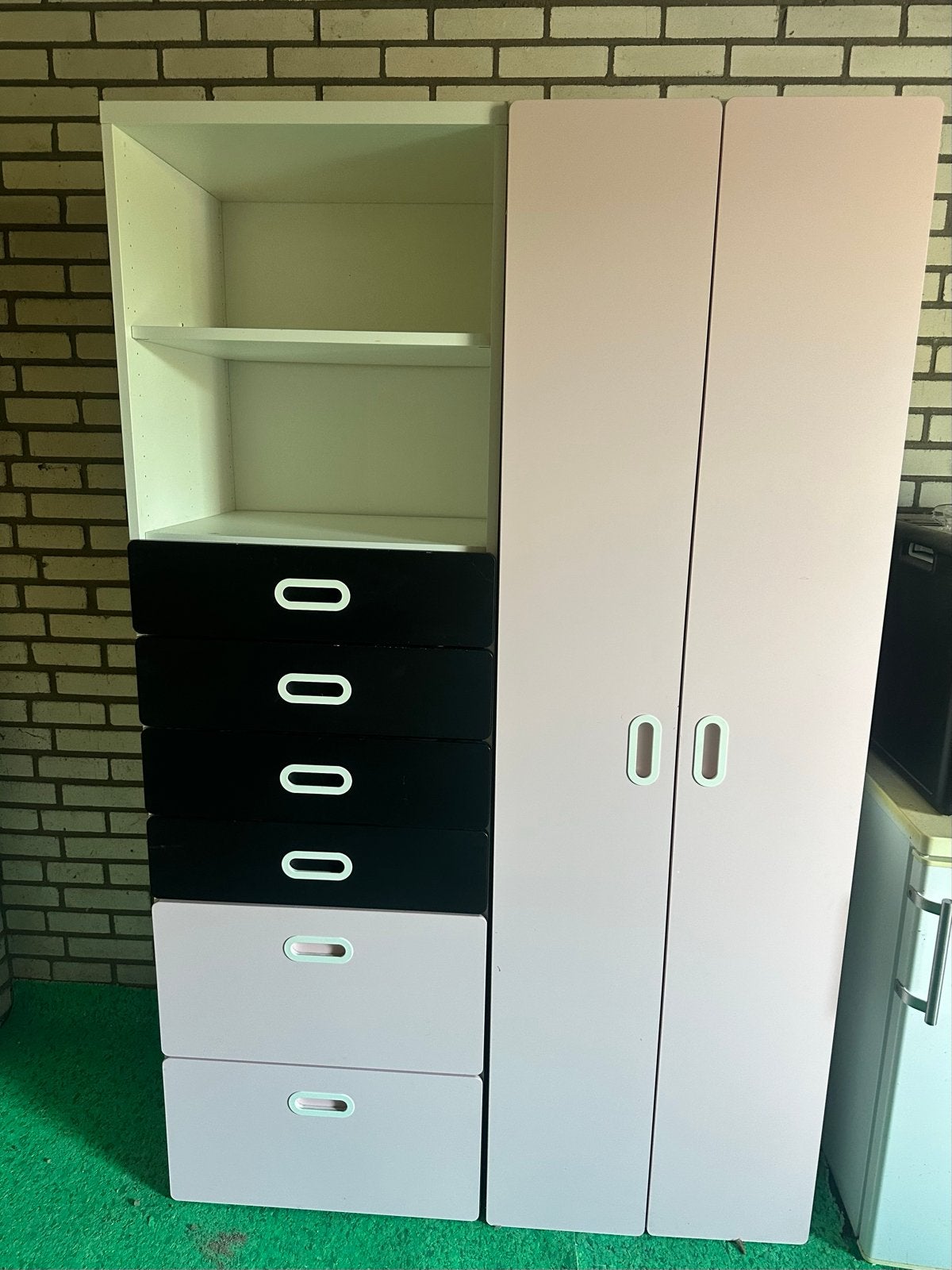 Kledingkast met lades en deuren - Roze/Zwart/Wit, Ophalen, Gebruikt, 50 tot 100 cm, Met lade(s)