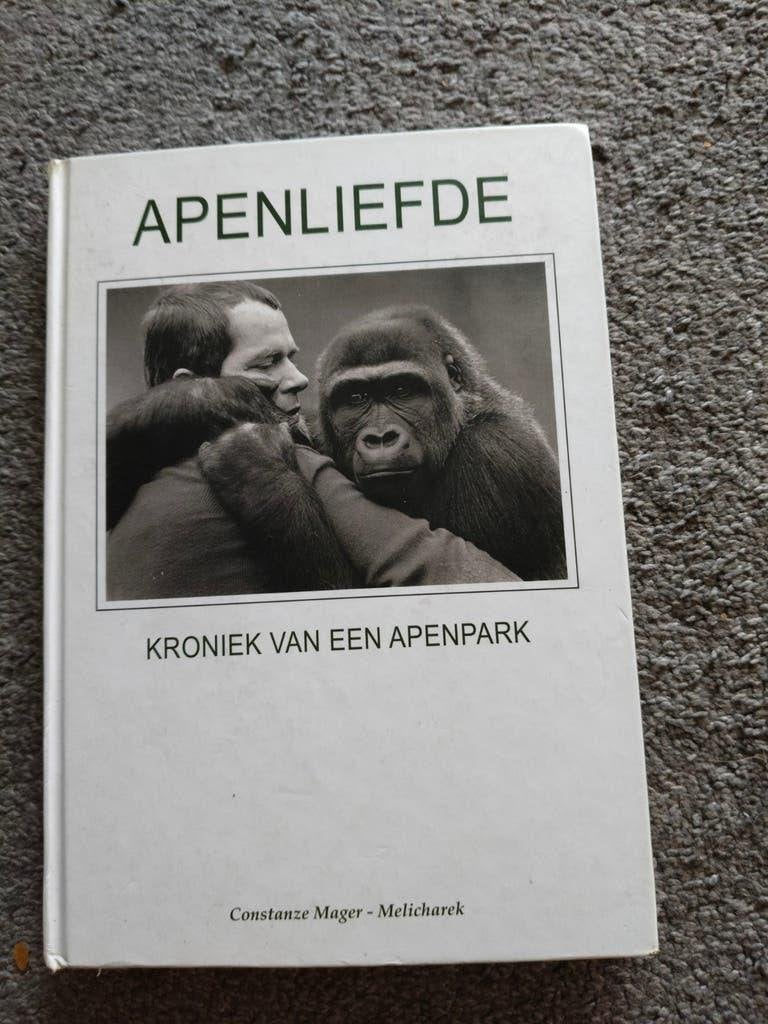 Apenliefde - Kroniek van een Apenpark, Ophalen of Verzenden, Gelezen, Overige diersoorten, Wim Mager